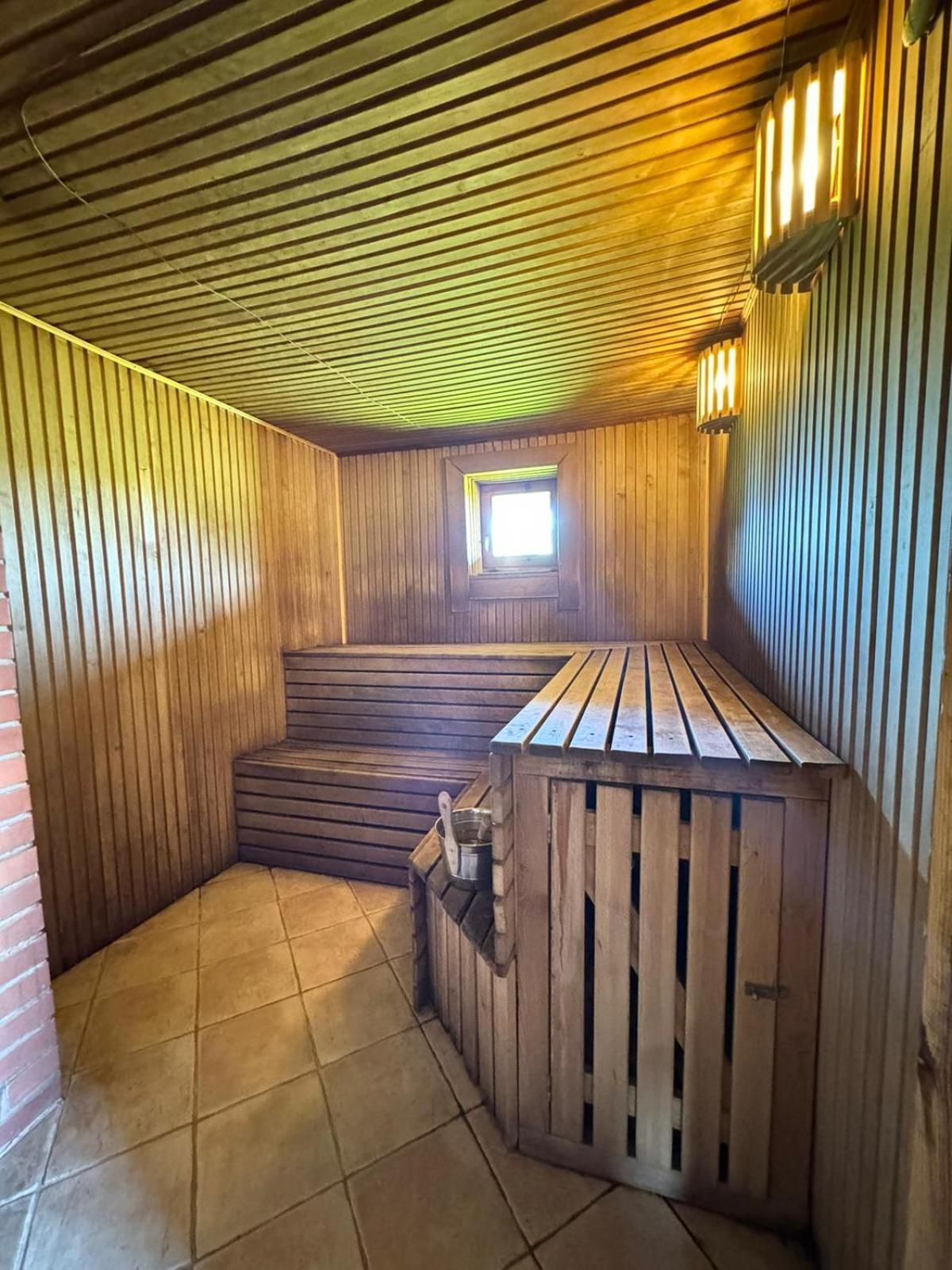 Vonadzini Otel Stāmeriena Dış mekan fotoğraf